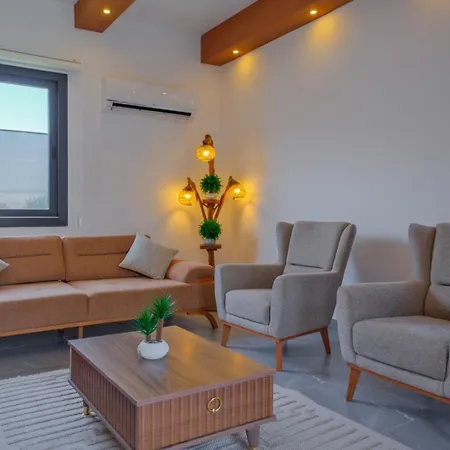 Villa Akuamarin 2 *